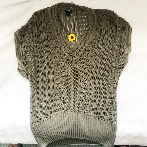 H&M Sweaters - H&M Knited Sweater